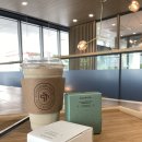 [학동역] 갓성비 그 자체! 라운지 감성의 강남 커피숍 &#39;에센허브커피&#39;