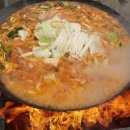 흥부떡방앗간;흥부식당 | 동네한바퀴 유명산 명물 솥뚜껑 닭볶음탕 리뷰 위치(유명산흥부네솥뚜껑닭볶음탕)
