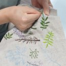 손끝에서 피어나는 프랑스 자수 이미지