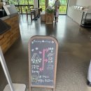 오!책과비디오마을 | 청주 수국이 예쁜 근교 대형 베이커리 카페 토성마을 후기