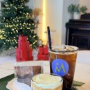 권광로175번길 | 넓은 전용주차장 있는 인계동 대형카페, 카페 글림 - 눈앞에서 갈아 만든 땅콩버터 내돈내산 후기