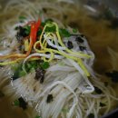 잔치국수속에버섯 이미지