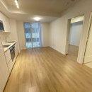 🔴🔴8 Widmer 1 Bed 1 Bath $2200 서브웨이 8분보도. Independent 그로서리&럭셔리호텔 2분보도🔴🔴 이미지