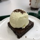 마포구청역 2번출구 이미지