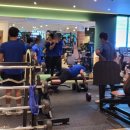 육체미 첨단점 이미지