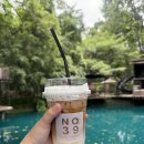 원카 | 반캉왓 치앙마이 사진명소 No.39 Cafe 에메랄드 연못 카페