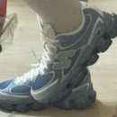 뉴스카이 | 뉴발란스 2000 앱졸브 스카이 블루 U2000PBB 구매 후기 | 착샷 리뷰