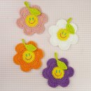 [무료도안] 스마일 데이지 키링 뜨기 / [Free Pattern] Smile Daisy Key Ring (YouTube)