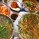 장안동 칼국수 뚝방집 얼큰해장칼국수 연포수제비 해물부추전 공기밥은 서비스