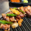 숙성생고기 전문점 때깔(영도점) | 사당역 맛집 일품돈, 직접 구워주는 숙성 삼겹살 인생 맛집 등극