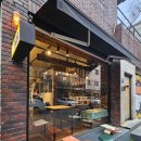 프라이데이무브먼트 | 프라이데이무브먼트 성수 - 캠핑 감성 가득한 성수동 디저트 카페, 편하게 쉬어가기 좋은 곳