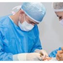 미소 가득한 의원 이미지