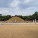 수로왕릉(내부입구우측) 이미지