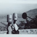 물동이 이고 가는 이미지