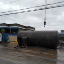 탱크주유소 이미지