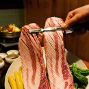 고기 굽는 남자 이미지