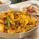 뉴코아아울렛 강남점 주차장 앞 횡단보도 | 강남 고속터미널 맛집 뉴코아 아울렛 봉혜자네주방 NC강남점 불향가득 낙지볶음 쭈꾸미볶음 제주 돈 볶음