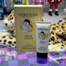 빙그루밍 | 왓더펫 네코이차 핸드크림 후기 / 핸드크림 하나 바꿨을 뿐인데, 우리 집 분위기가 달라졌어요