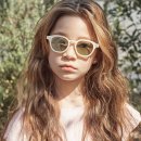 AWESOME GLASS 이미지