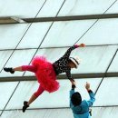 서커스 빌딩 이미지