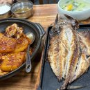 신현대(아) | 필수 맛집 3곳! 유라케 오메기떡·앙끄레국수 성게·보말국수·신현대식당 갈치조림·갈치국 실속 먹방