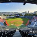 NC-두산 놀이터 전락한 KBO, 공정 논할 자격 없다[SC직언직설] 이미지