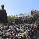 신발 조형물 이미지