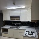 백석2길 | 천안 인테리어 필름 백석지구호반리젠시빌아파트 백석호반1차 주방 싱크대 상하부장 하이그로시 제거 후...