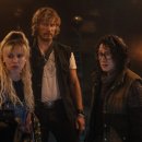 윌리스펫 | [영화 후기] 넷플릭스로 일렉트릭 스테이트를 보았다. 루소 형제 로봇 소동