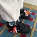 솔앤드(주) | 니코앤드 x 뉴발란스 574 블랙 탄 U574NAB, 협업 모델의 차분한 컬러 포인트