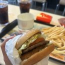 맥도날드 만수DT점 | [리뷰] 맥도날드 신상 익산 고구마 모짜렐라 버거 :: 가격, 맛 후기, 인천만수dt점