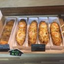 &#39;에센브로트&#39; 게살 새우 바게트 너무 맛있어.. ㅜ.ㅜ