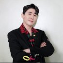 칠월사일