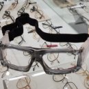 디베라 안경 이미지