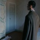 로로피아나 “484만원 캐시미어 재킷, 원가는 13만원” 이미지