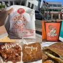 디저트 Randy&#39;s Donuts 랜디스도넛 도넛 메뉴 추천 애플프리터, 베어클라우 도넛 맛후기😋 + 평일 방문후기