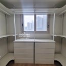 용해지구로 88번길 | 목포시스템행거 용해동 골드디움 6차 4단 서랍장 2개를 넣은 ㄷ자형 드레스룸