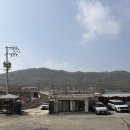 면사무소 앞 주차장 | [파평카페] 파주 아이와 가기 좋은 카페 '마롱리면사무소 카페' 내돈내산 후기