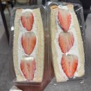 신세계백화점김해점 | 김해 외동 신세계백화점 카페 시즌드랍스 생딸기 아이스크림까지 맛있었던 방문후기