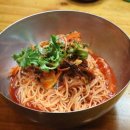 장비빔국수와 굴국밥 보쌈 이미지