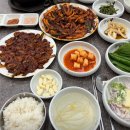 경줄축산 | 경주 맛집 경주단골식당 매콤한 오징어불고기와 순대 솔직후기
