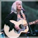 Beneath Still Waters - Emmylou Harris 이미지