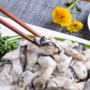 주식회사 덕이네 | 통영할매 생굴 1kg "입안 가득 터지는 바다" 겨울 밥상의 완벽한 변신
