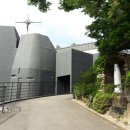 동산위의 교회 이미지