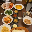 보쌈정식과칼국수 이미지