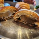 (주)에코트론 | 광교 대형 베이커리 카페 르디투어 소금빵 파는곳 데이트장소 추천