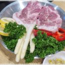 진안 흑돼지농장 이미지