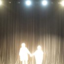 홍신자: 네 개의 벽 이미지