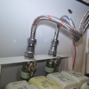 주방 개수대(改水臺: 씽크대) 급수전(給水栓: 수도꼭지) 교체 작업 이미지