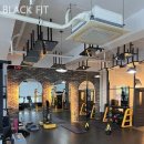 BLACK FIT 이미지